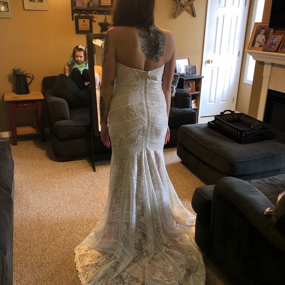 Watters (felin) wedding dress ! - Picture 3 of 4